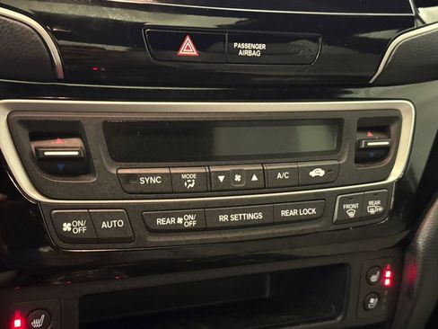 Used 2023 Honda Passport Elite image 29