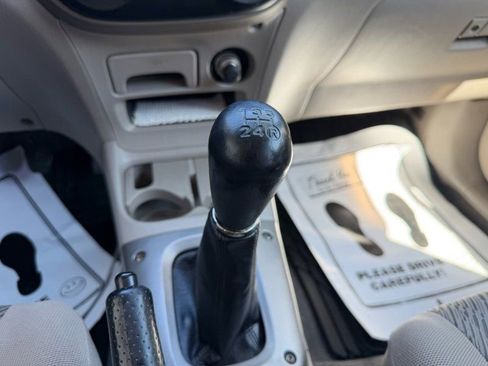 Used 2001 Toyota RAV4 4WD image 12