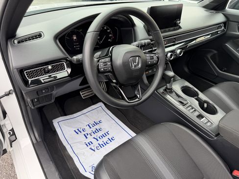 Used 2025 Honda Civic Sport image 12