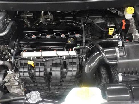 Used 2016 Dodge Journey SXT w/ Comfort/Convenience Group FWD image 27