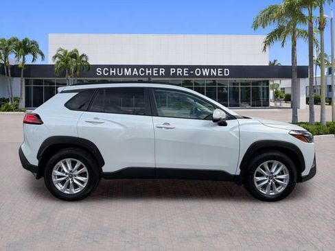 Used 2024 Toyota Corolla Cross LE AWD/4WD image 8