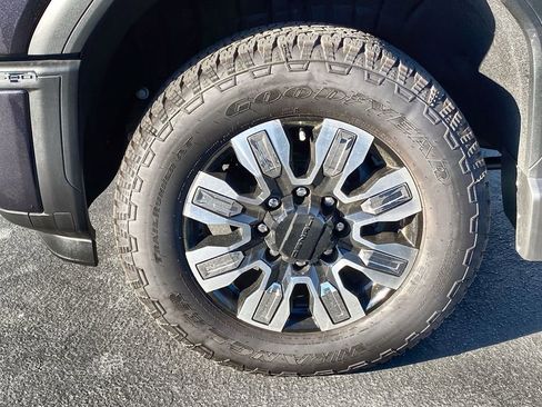 Certified 2025 GMC Sierra 2500 Denali w/ Technology Package image 33