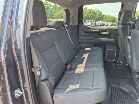 Used 2023 Chevrolet Silverado 1500 LT AWD/4WD image 29