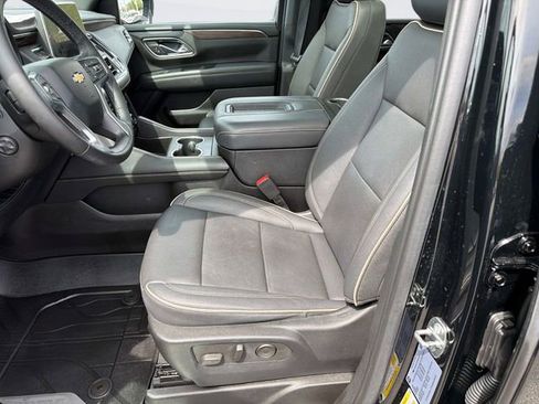 Used 2023 Chevrolet Tahoe Premier AWD/4WD image 23