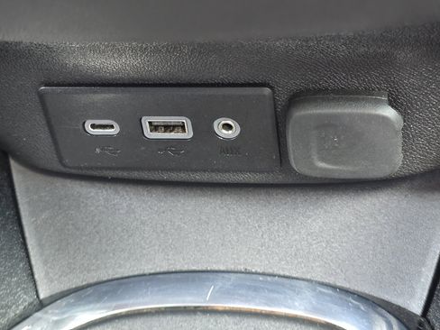 Used 2023 Chevrolet Malibu LT image 7