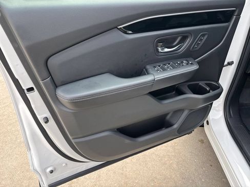 Used 2023 Honda Pilot EX-L image 10