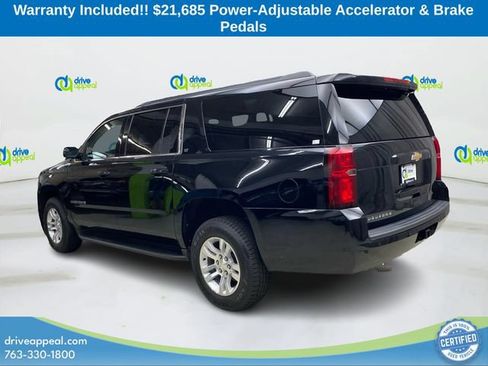 Used 2018 Chevrolet Suburban LT AWD/4WD image 8
