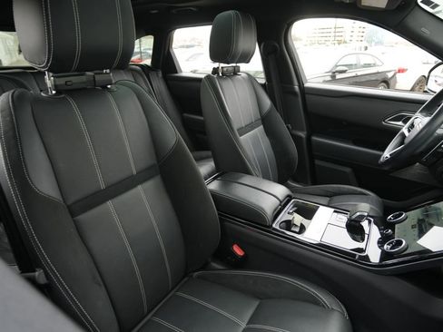 Used 2021 Land Rover Range Rover Velar R-Dynamic S image 21