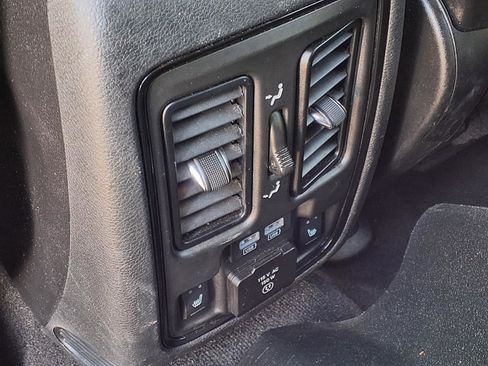 Used 2022 Dodge Durango GT image 15