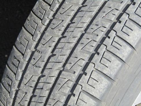 Used 2020 Subaru Outback Premium image 6