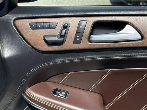 Used 2015 Mercedes-Benz GL 63 AMG 4MATIC image 15