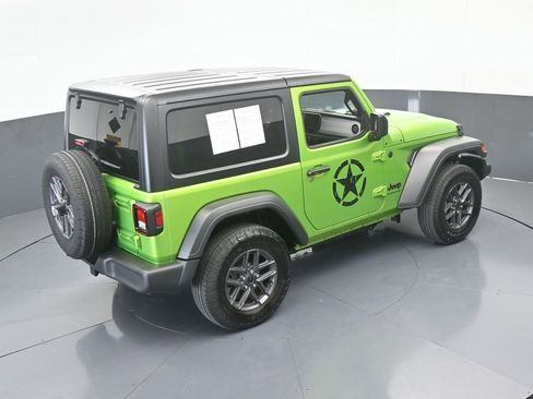 Used 2025 Jeep Wrangler Sport image 43