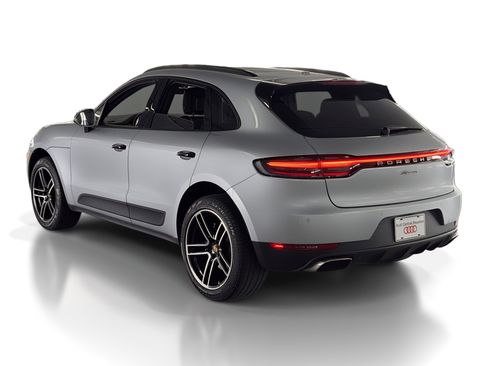 Used 2020 Porsche Macan image 3