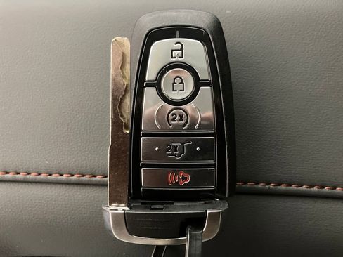 New 2025 Ford Expedition Max Active image 32