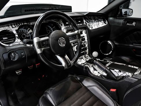 Used 2013 Ford Mustang GT Premium w/ Security Pkg image 20