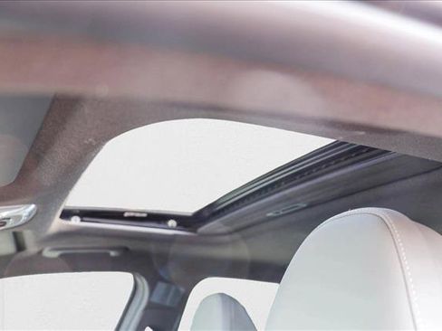 New 2025 Hyundai Elantra Limited image 23