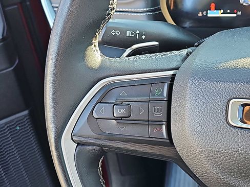 Used 2023 Jeep Grand Cherokee L Laredo image 24