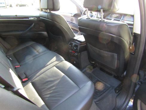 Used 2011 BMW X5 xDrive35i image 18