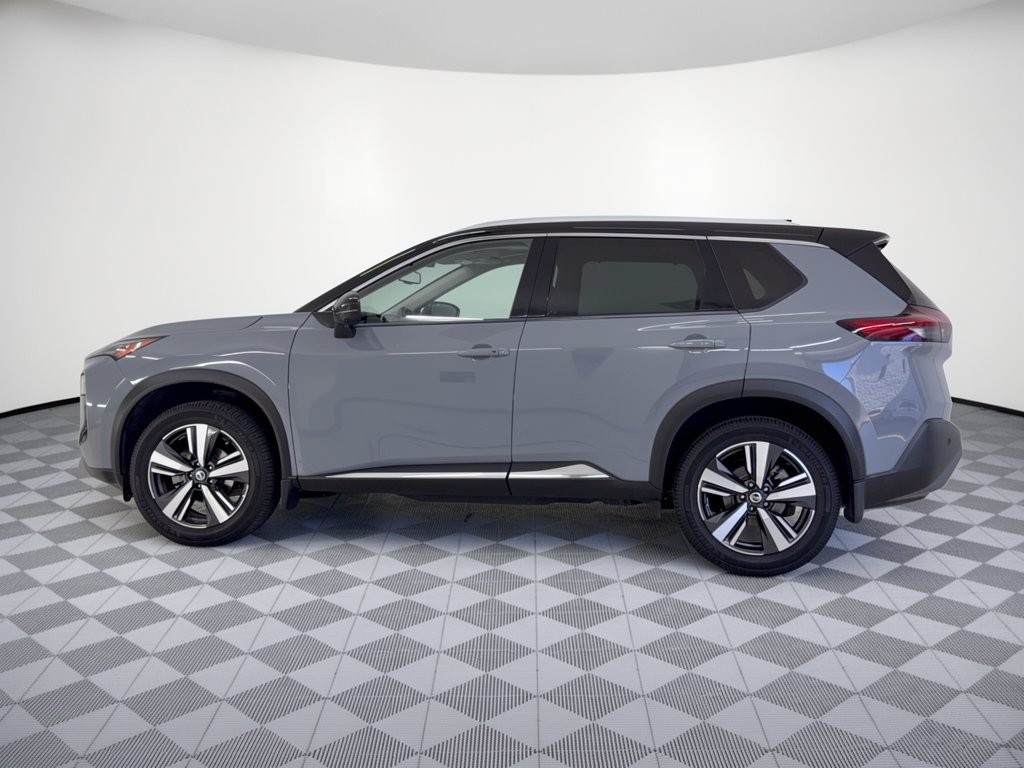 Used 2021 Nissan Rogue SL w/ Premium Package FWD image 2