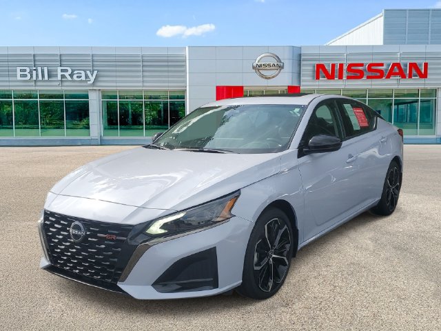 Certified 2025 Nissan Altima 2.5 SR w/ SR Premium Package FWD image 2