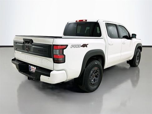 Used 2025 Nissan Frontier PRO-4X w/ Pro Premium Package image 6