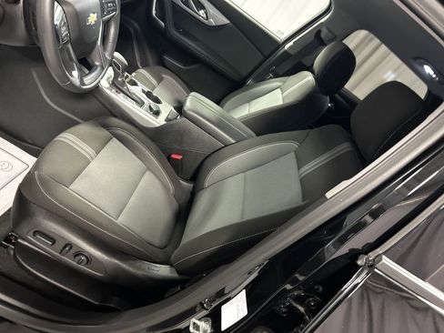 Used 2025 Chevrolet Blazer LT FWD image 12