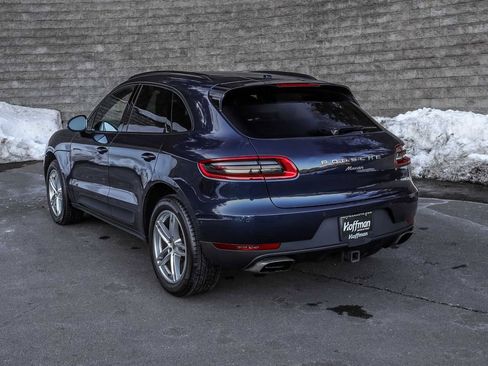 Used 2017 Porsche Macan image 9