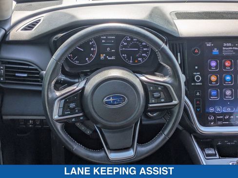 Used 2025 Subaru Forester Premium AWD/4WD image 16