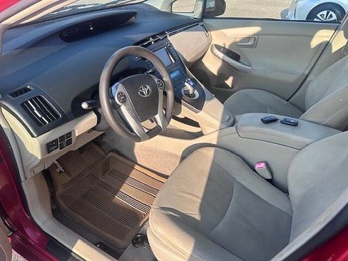 Used 2010 Toyota Prius Three image 11