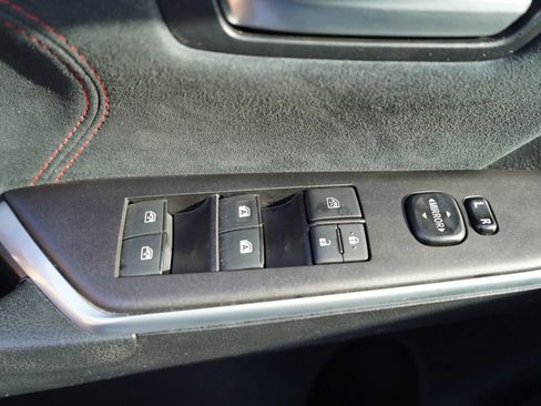 Used 2016 Toyota Camry XSE FWD image 14