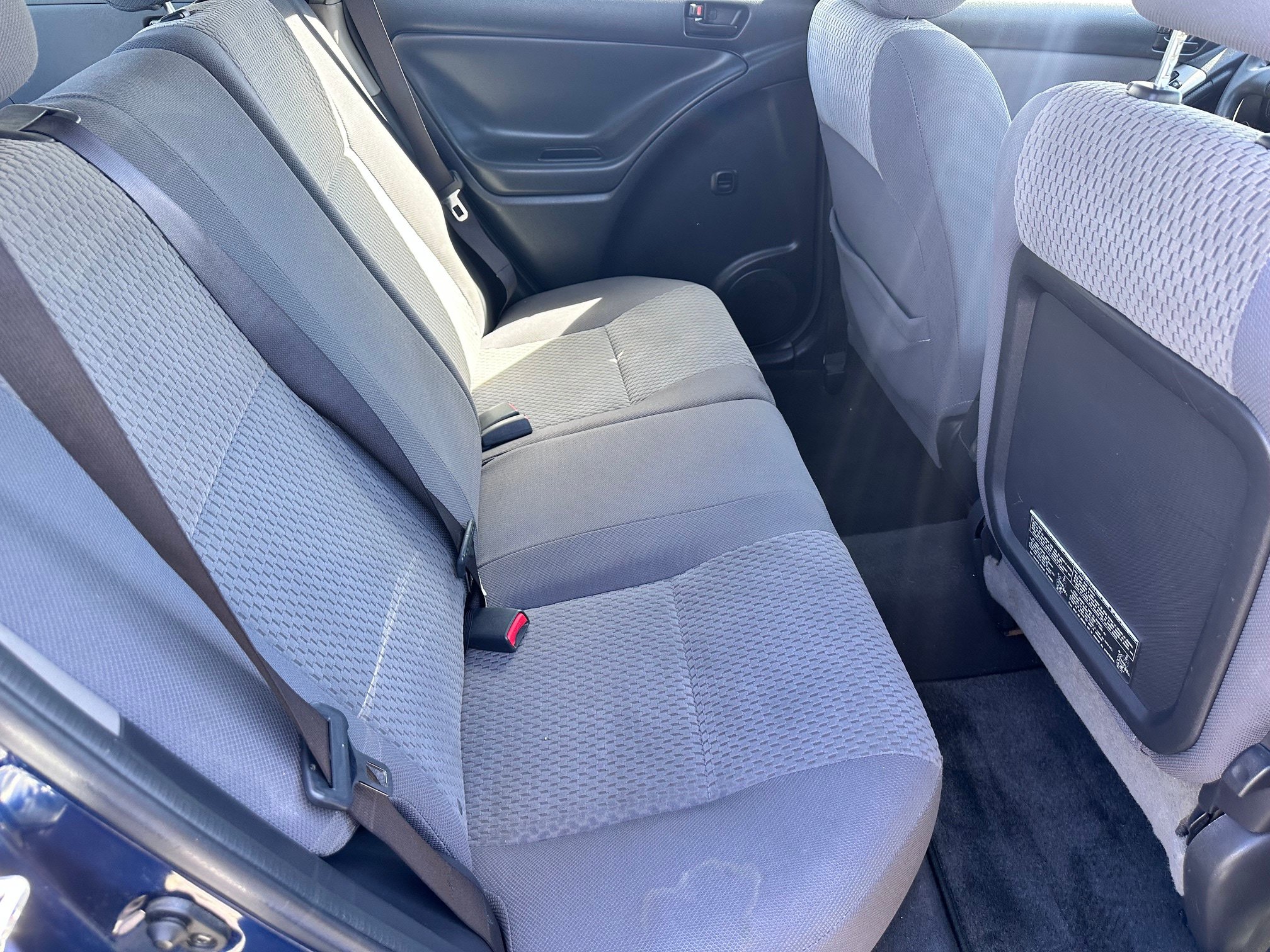 Used 2005 Toyota Matrix FWD image 9