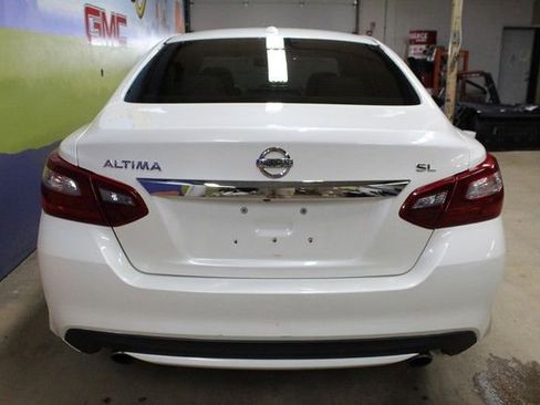 Used 2018 Nissan Altima 2.5 SL FWD image 5