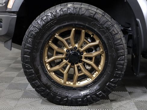 Used 2023 Ford F150 Raptor image 27