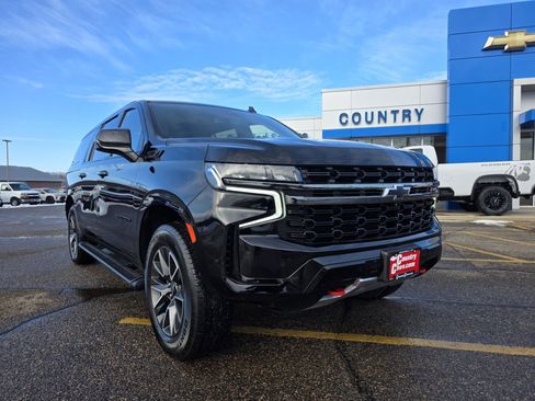 Used 2022 Chevrolet Suburban Z71 w/ Z71 Off-Road Package AWD/4WD image 20