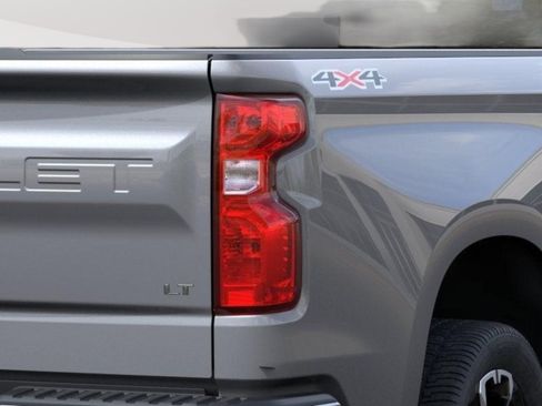New 2026 Chevrolet Silverado 1500 LT w/ Convenience Package II AWD/4WD image 12