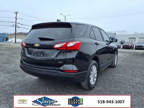 Used 2021 Chevrolet Equinox LS w/ LS Convenience Package image 7