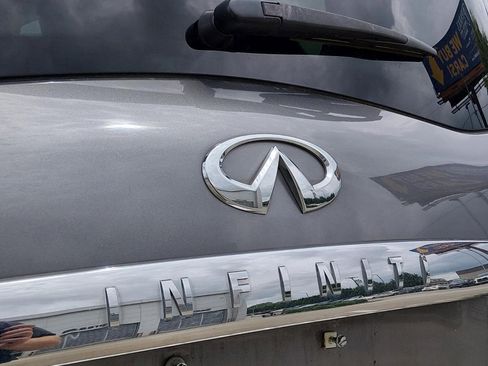 Used 2017 INFINITI QX80 2WD w/ Driver Assistance Package image 18