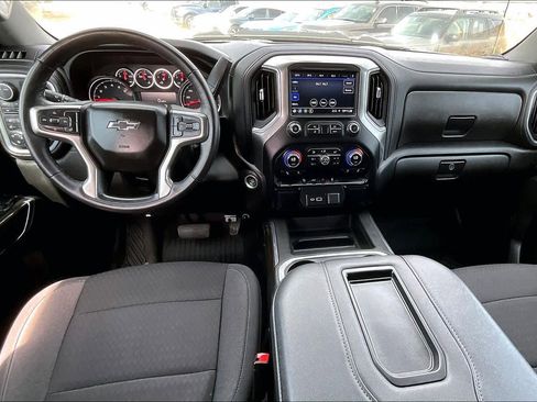 Used 2022 Chevrolet Silverado 1500 LT Trail Boss image 16