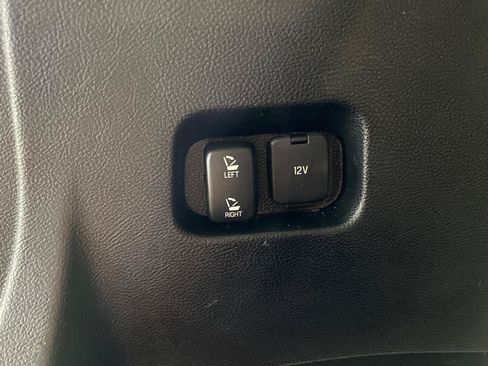 Used 2018 Ford Edge SEL w/ Equipment Group 201A AWD/4WD image 19