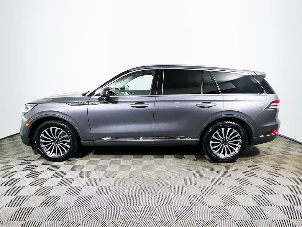 Used 2021 Lincoln Aviator Reserve w/ Equipment Group 201A AWD/4WD image 4