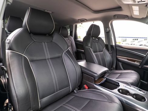 Certified 2017 Acura MDX SH-AWD w/ Advance Package image 22