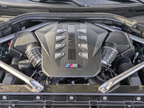 Used 2024 BMW X5 M60i image 25