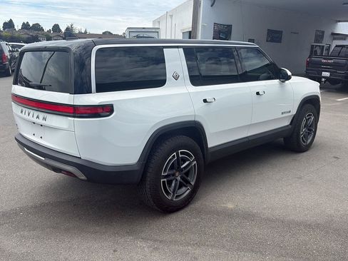 Used 2026 Rivian R1S Adventure AWD/4WD image 8