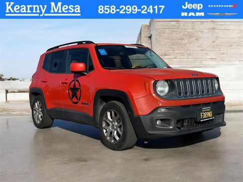 Used 2016 Jeep Renegade Latitude image 1