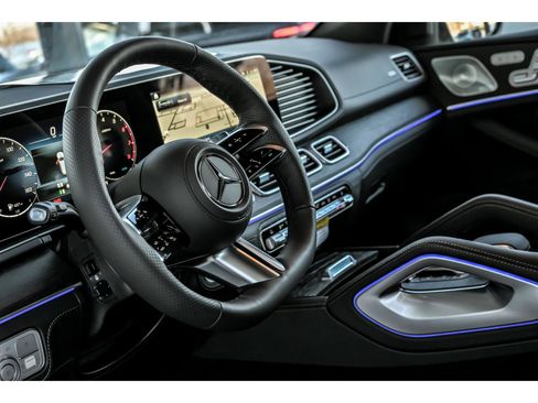 New 2026 Mercedes-Benz GLS 450 4MATIC image 10
