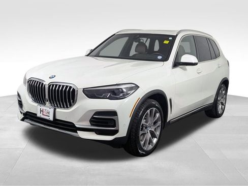 Used 2022 BMW X5 xDrive40i w/ Climate Comfort Package image 2