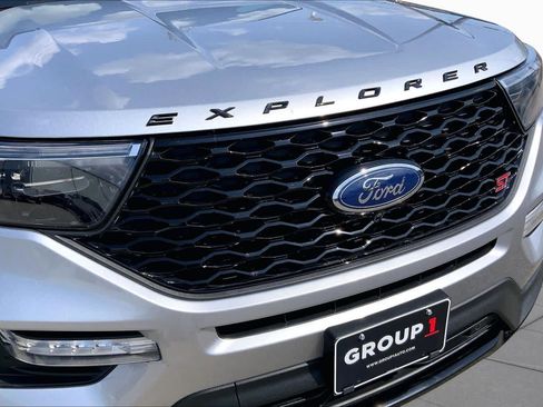 Used 2022 Ford Explorer ST w/ Equipment Group 401A AWD/4WD image 30