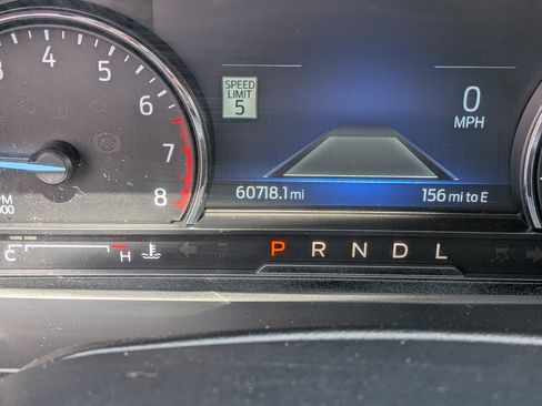 Used 2022 Ford Explorer Limited w/ Equipment Group 301A RWD image 27