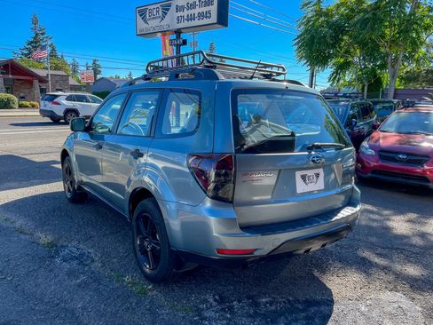 Used 2013 Subaru Forester 2.5X w/ Popular Pkg 1 AWD/4WD image 2