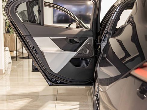 Used 2025 BMW M5 w/ Carbon Package image 33